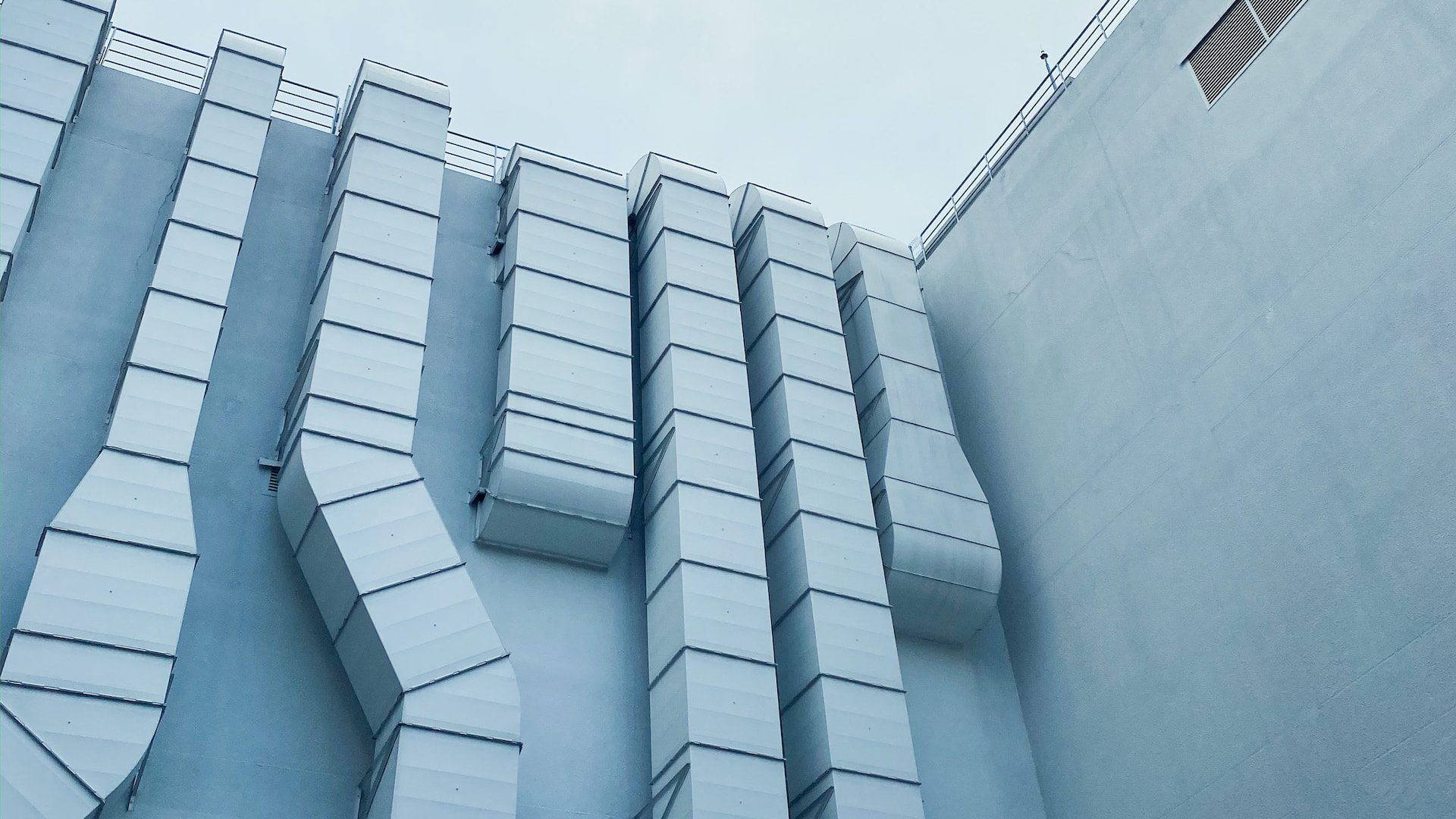 Often, when we think about health and safety in the workplace, it’s easy to focus on more physical workplaces. However, the health and safety of office workers is just as important - and there are several things in the office that can impact this, from air quality to lighting and ventilation. 