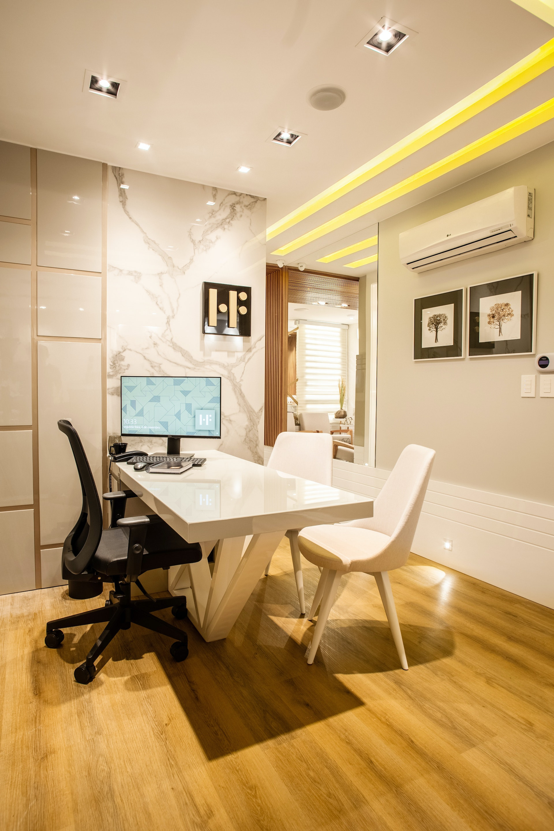 Clean office